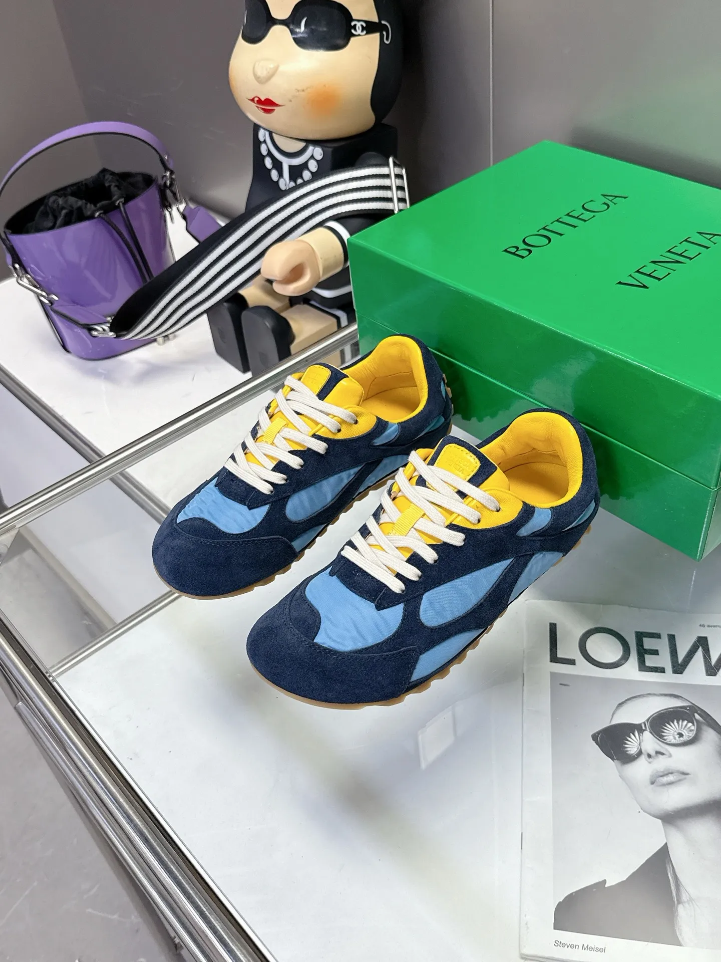 👟👟Ex-factory price 500👟👟 Bottega Veneta｜BV Bottega Veneta 25ss new Forrest shoes Dexun sneakers Sneaker technology nylon and suede, inspired by retro sneakers, a new interpretation of classic sneakers, lightweight, comfortable and breathable summer essentials The sole uses a classic woven texture, which is very recognizable, and is spliced with nylon suede, giving it a full texture!   Size: #Female 35-40 (41 made to order, non-refundable)